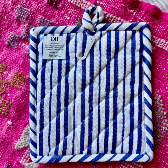 NWT Holiday Hot Pad Home & Entertaining Striped Blue & White - Picture 2 of 3